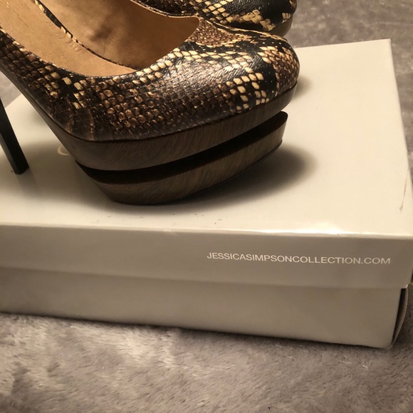 Jessica Simpson platforms - Picture 4 of 6